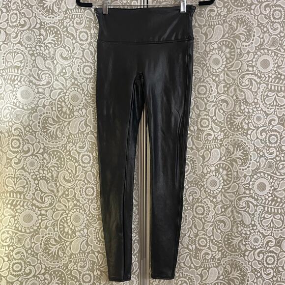 SPANX Faux Leather Leggings Medium - Picture 4 of 5